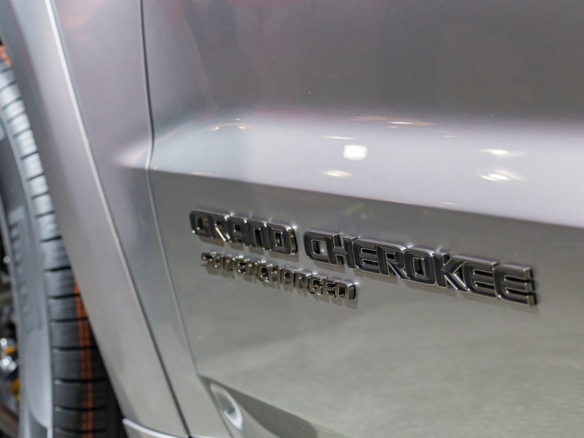 04 2018 Jeep Grand Cherokee Trackhawk NYIAS KBB