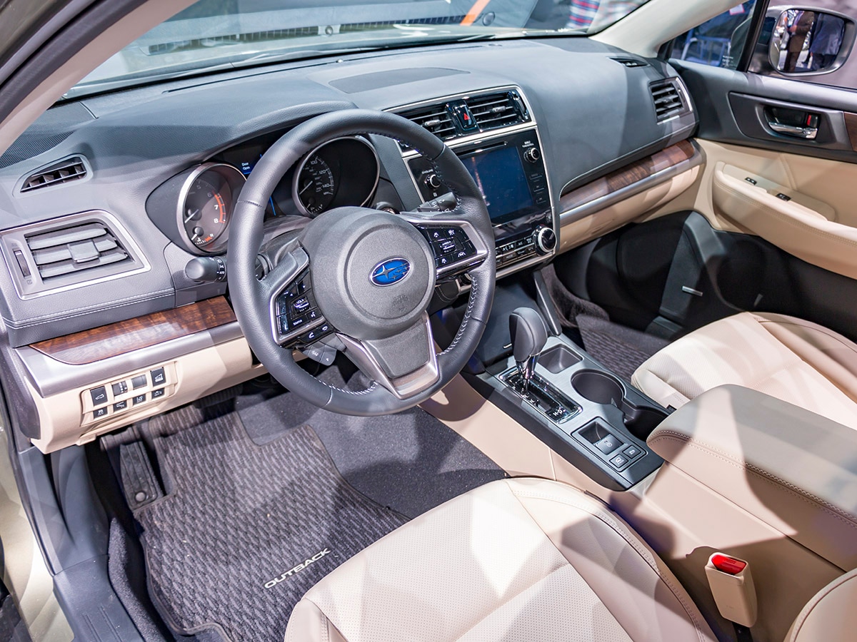04 2018 Subaru Outback NYIAS KBB