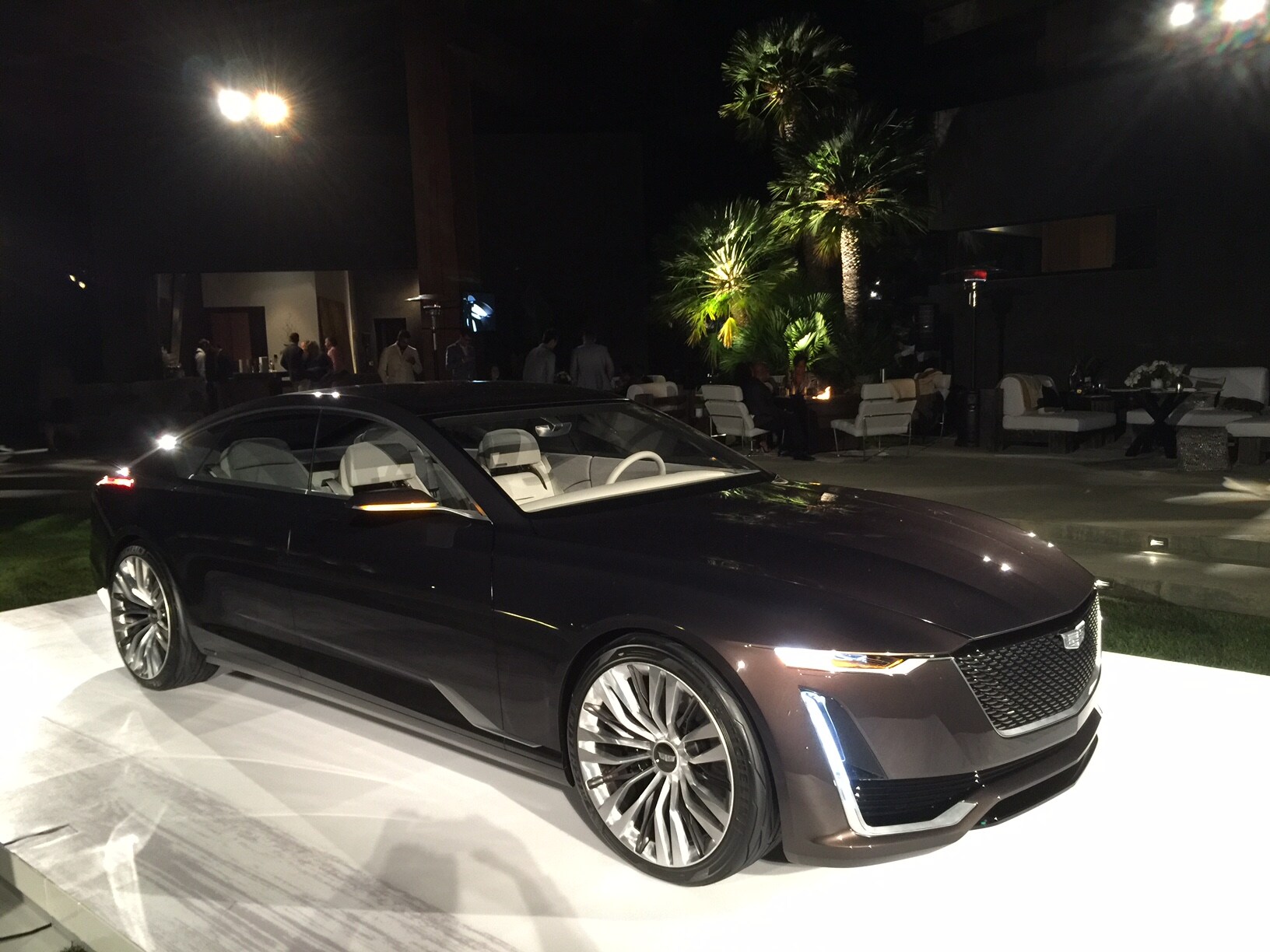 04 Cadillac Escala Concept