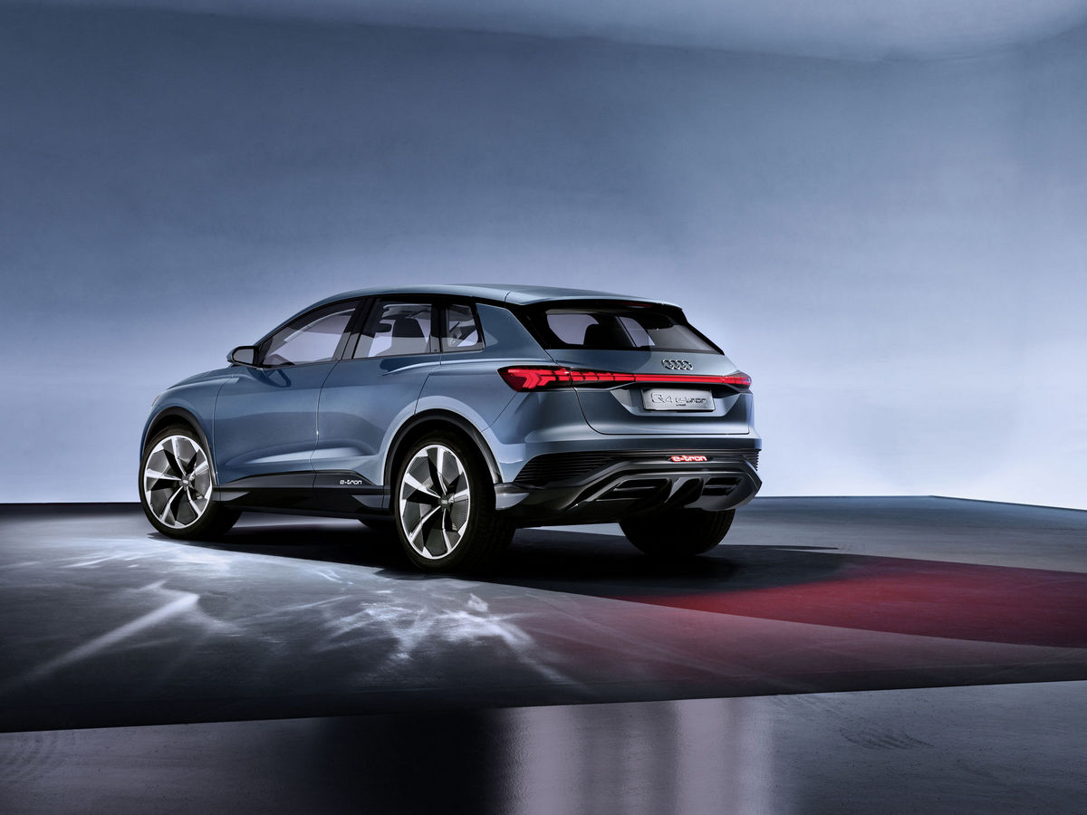 04 Audi Q4 E Tron Concept