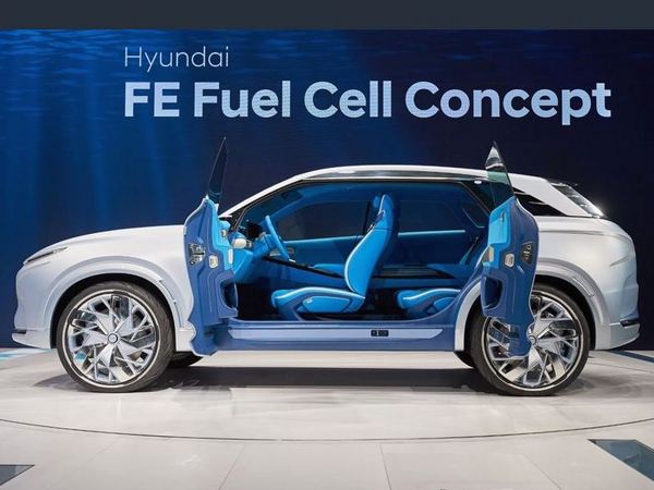 04 Hyundai Fe Fuel Cell Concept