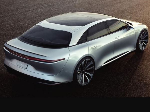 04 Lucid Air Ev