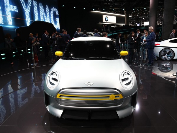 04 Mini Electric Concept NP