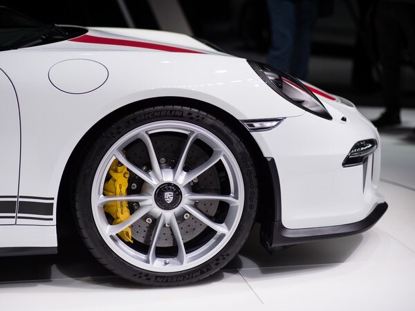 05 2016 Porsche 911R Geneva