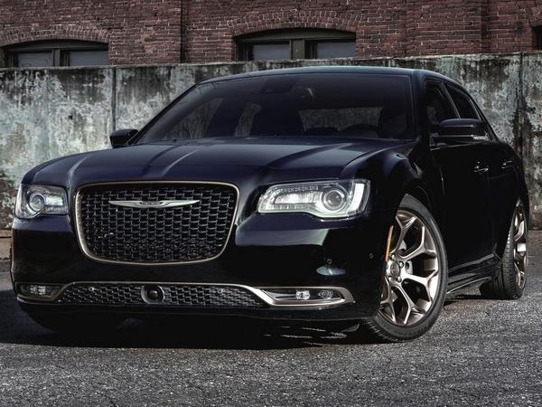 05 2016 Chrysler 300s Alloy Edition