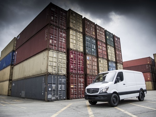 2017 Mercedes-Benz Sprinter Worker flexes its muscle