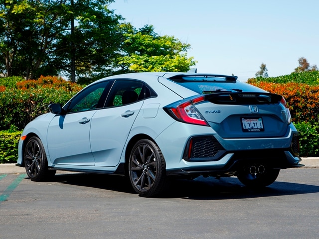 05 2017 Honda Civic Hatch Comparo