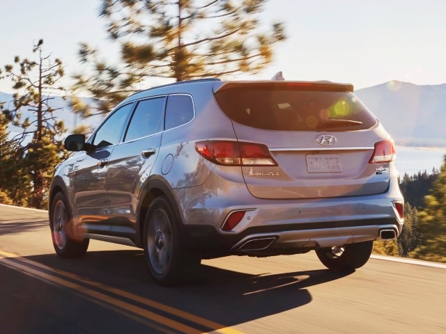 05 2017 Hyundai Santa Fe
