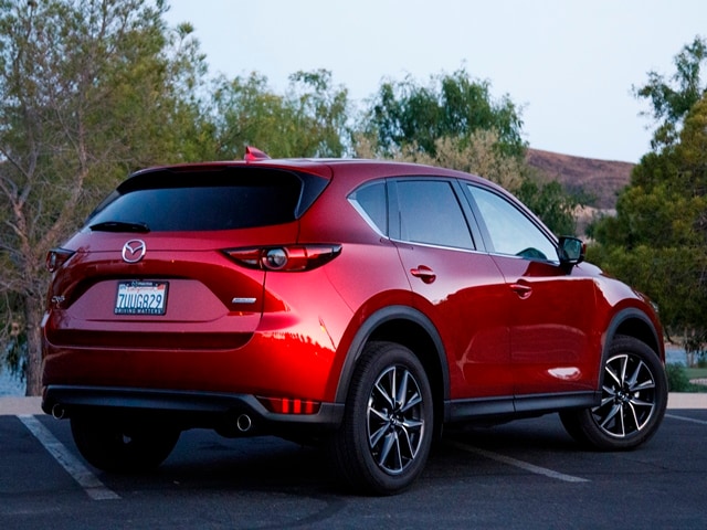 05 2017 Mazda Cx 5 Comparo