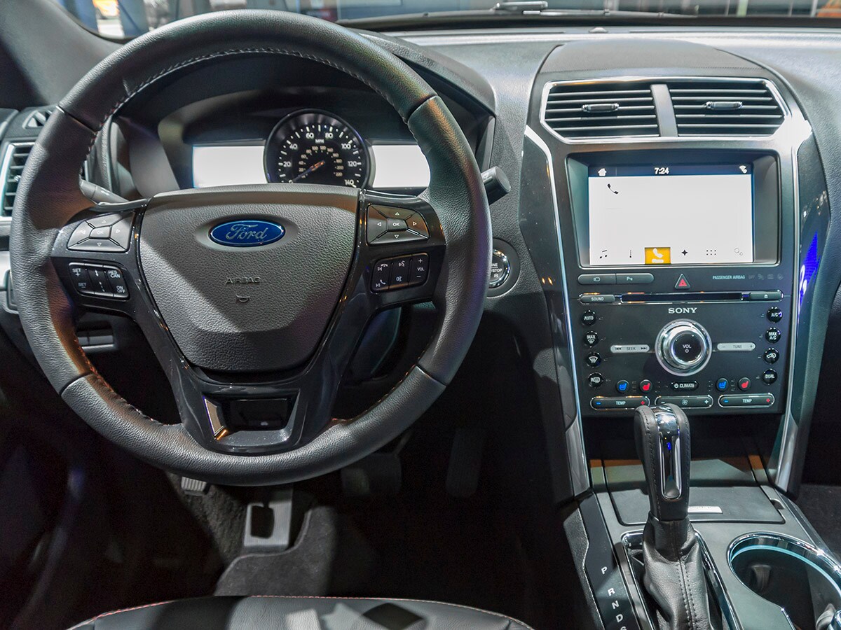 05 2018 Ford Explorer NYIAS KBB