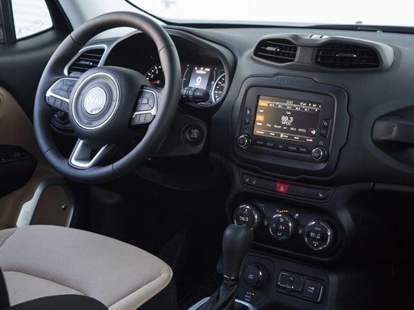 06 2016 Jeep Renegade