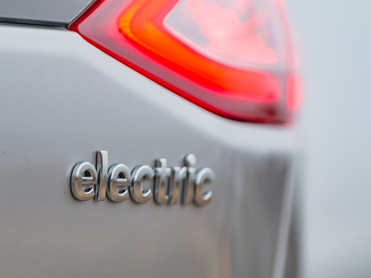 06 2017 Hyundai Ioniq Electric Exterior KBB