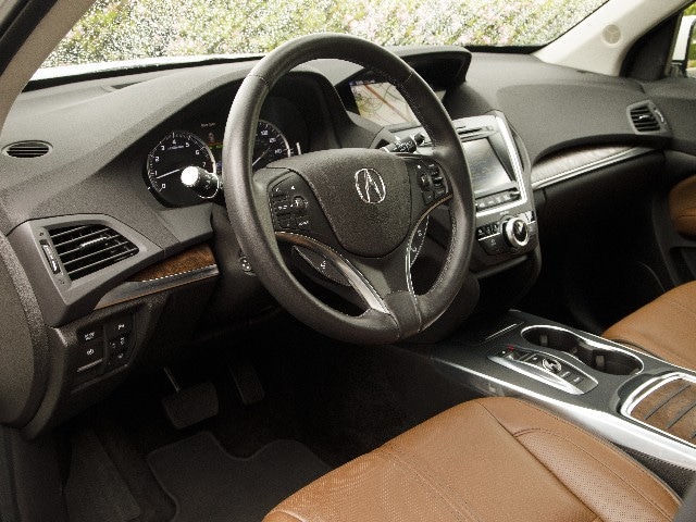 06 2017 Acura Mdx Comparo