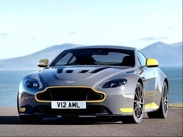 06 2017 Aston Martin V12 Vantage S