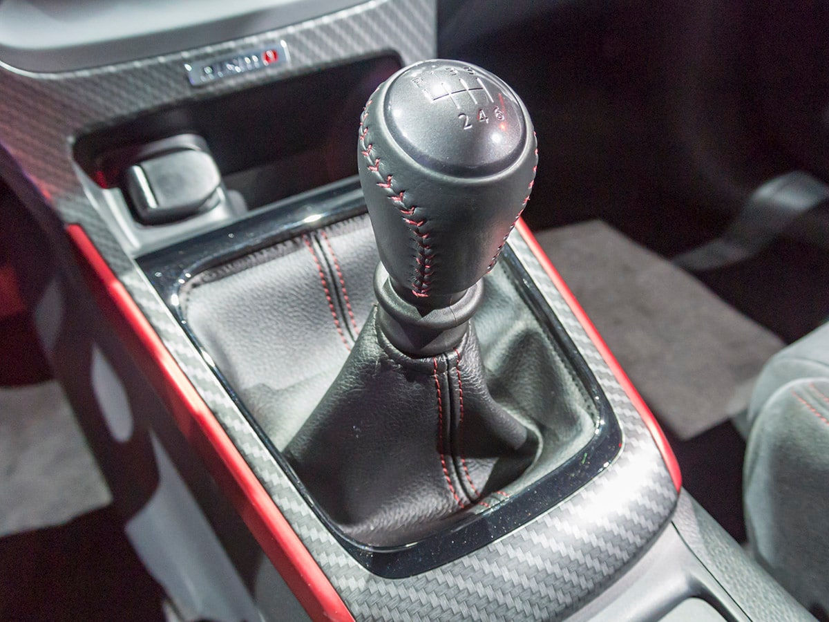 06 2017 Nissan Sentra Nismo La