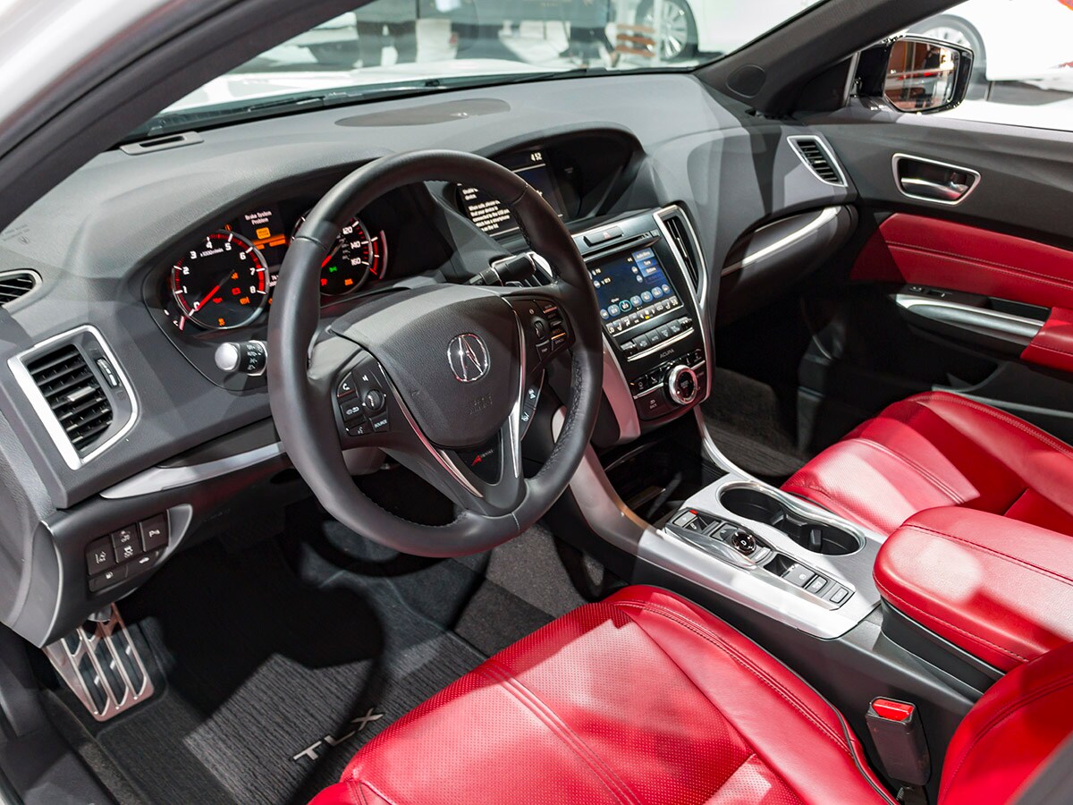 06 2018 Acura TLX NYIAS KBB