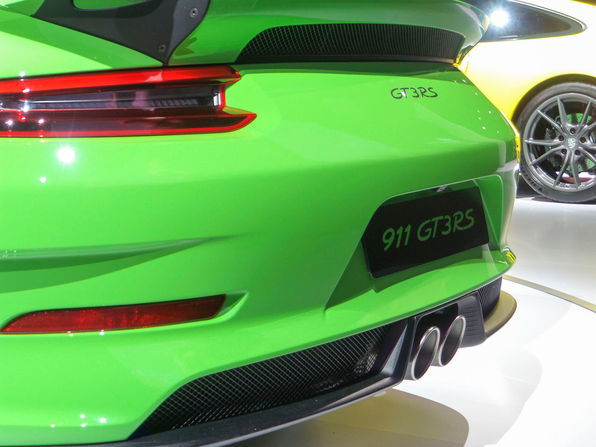 06 2019 Porsche GT3 Weissach NYIAS KBB