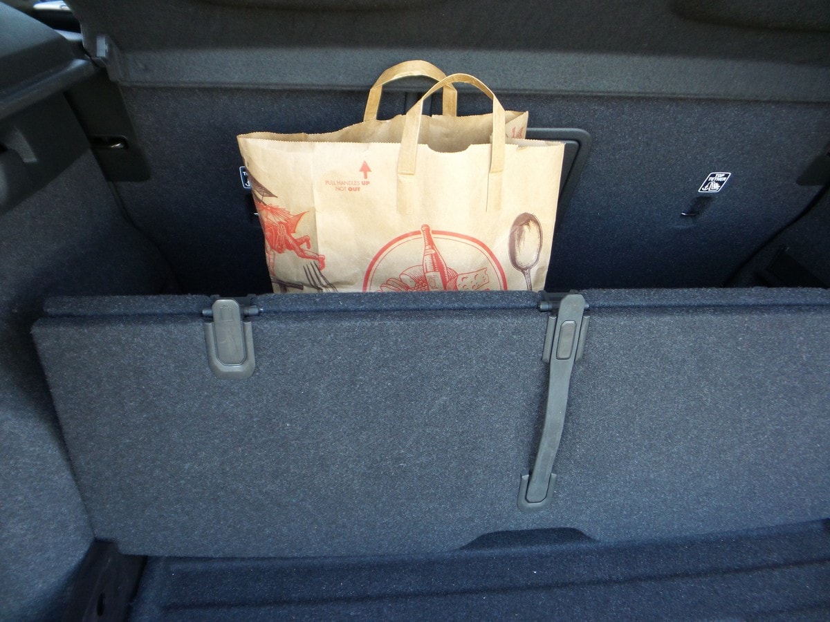 06 2019 Volvo XC40 Cargo Divider