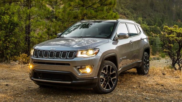 21 Jeep Compass Vs 21 Ford Escape Comparison Kelley Blue Book