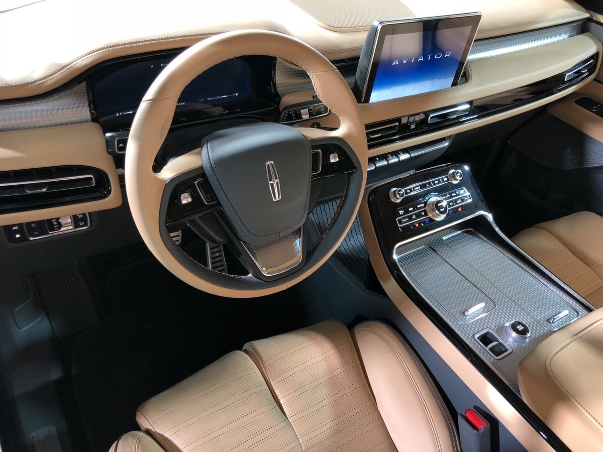 06 2019 Lincoln Aviator Kbb