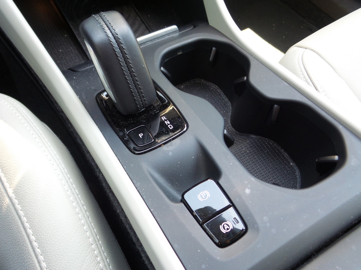06 2019 Volvo Xc40 Gear Lever