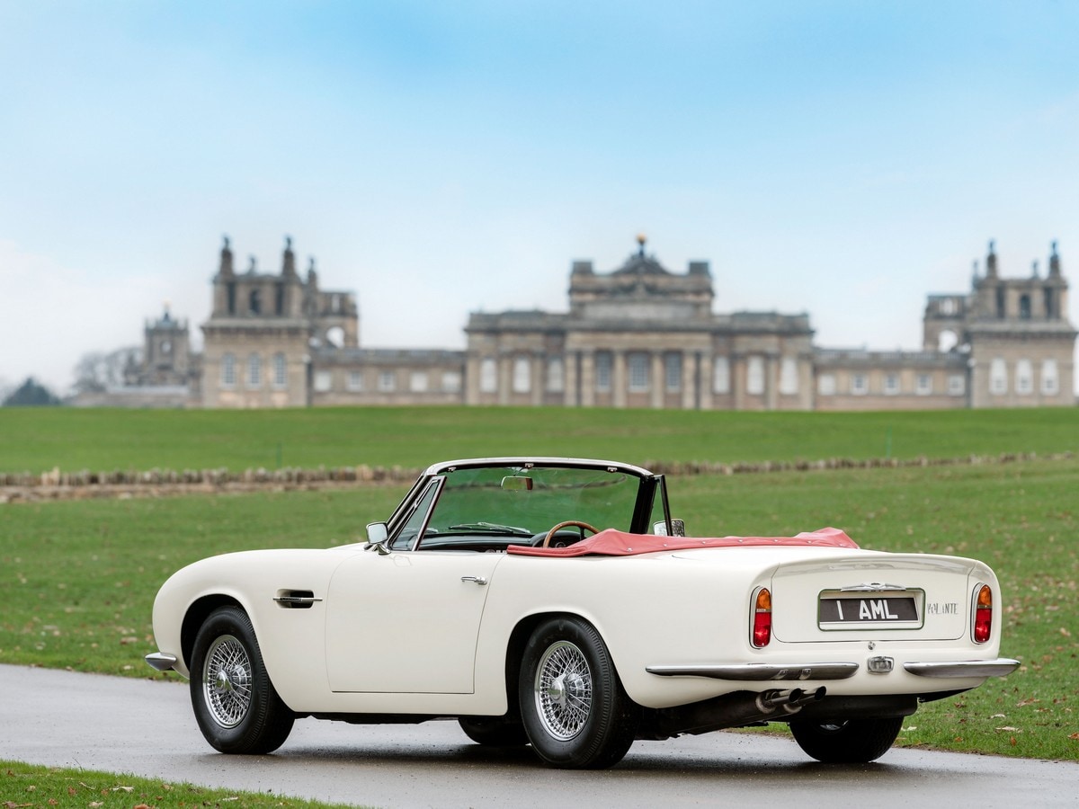06 Aston Martin Heritage Ev Concept
