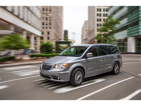 07 2015 Chrysler Town & Country