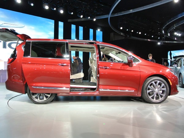 07 2017 Chrysler Pacifica