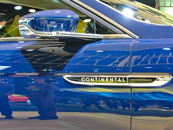 07 2017 Lincoln Continental