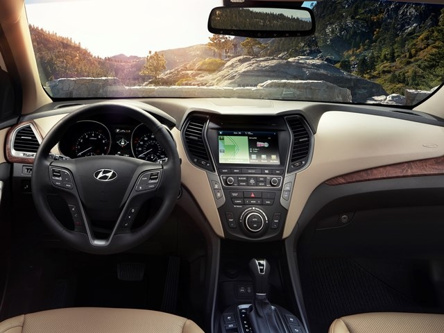07 2017 Hyundai Santa Fe