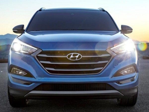 07 2017 Hyundai Tucson Night