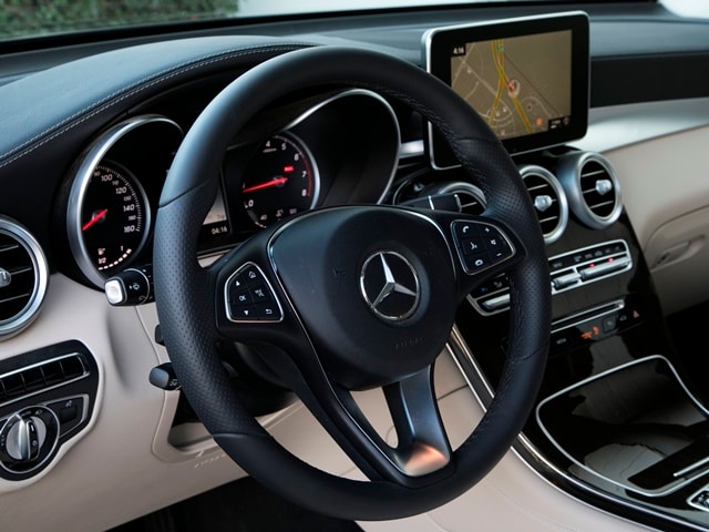 07 2017 Mercedes Benz Glc300 Best Buy