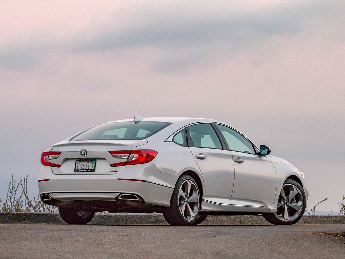 07 2018 Honda Accord Exterior BB KBB