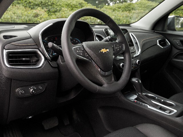 07 2018 Chevrolet Equinox Comparo