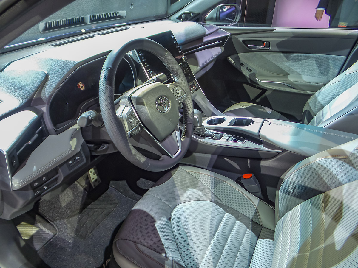 07 2019 Toyota Avalon NAIAS KBB