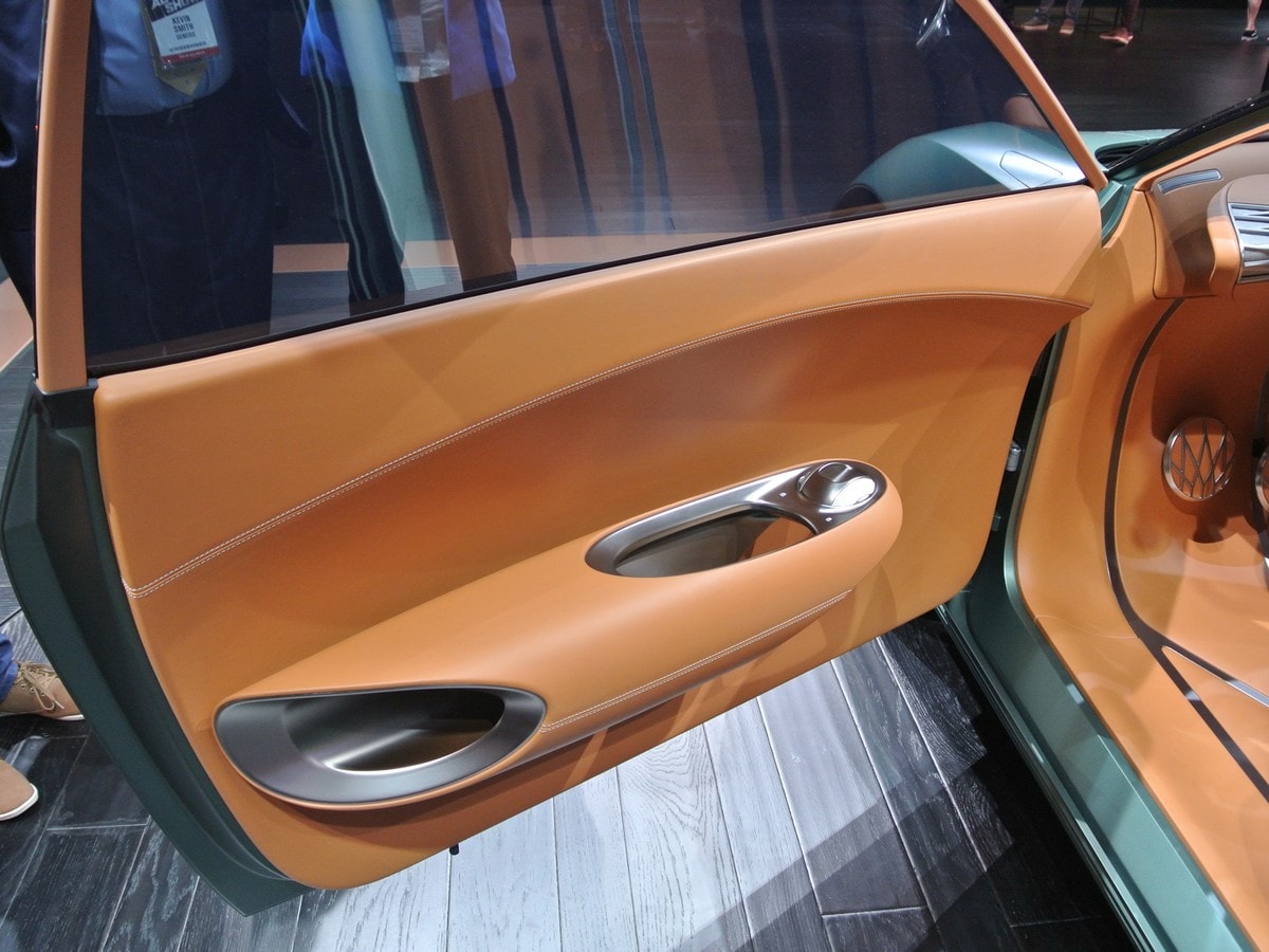 07 Genesis Mint Concept Live