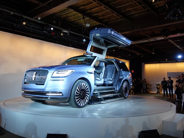 07 Lincoln Navigator Concept