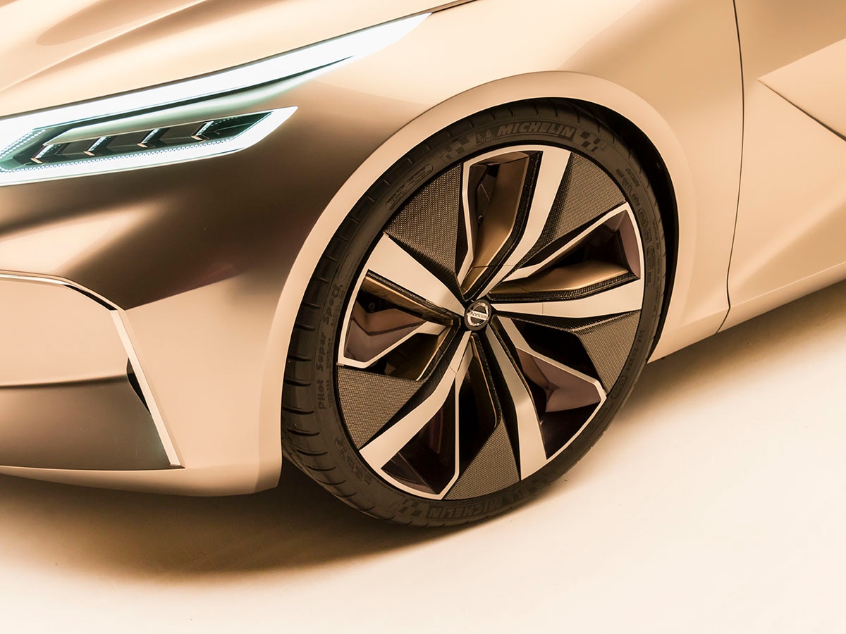 07 Nissan V Motion 2 Sedan Concept Exterior KBB