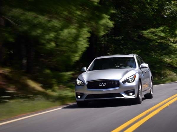 08 2015 Infiniti Q70