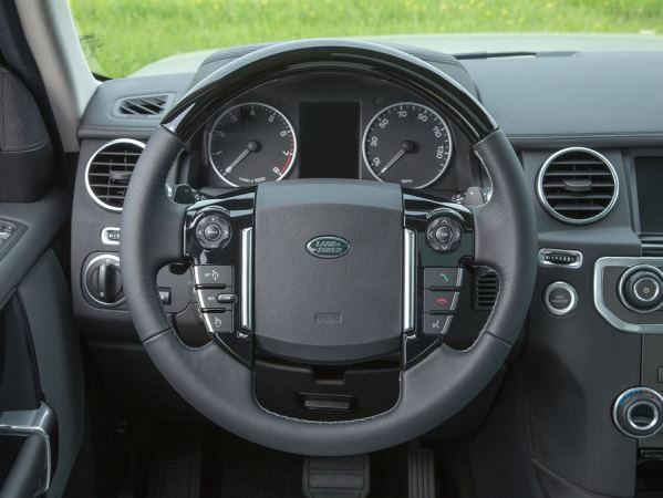 08 2016 Land Rover Lr4