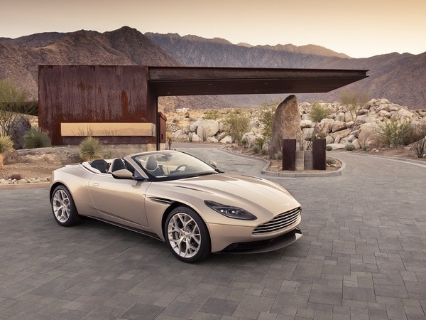 08 2018 Aston Martin Db11 Volante Oem