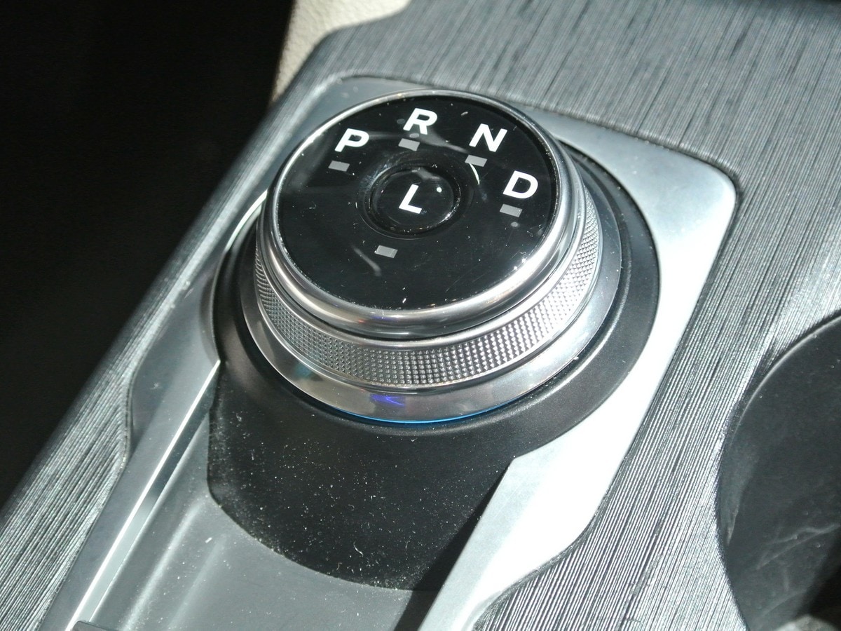08 2020 Ford Escape Live