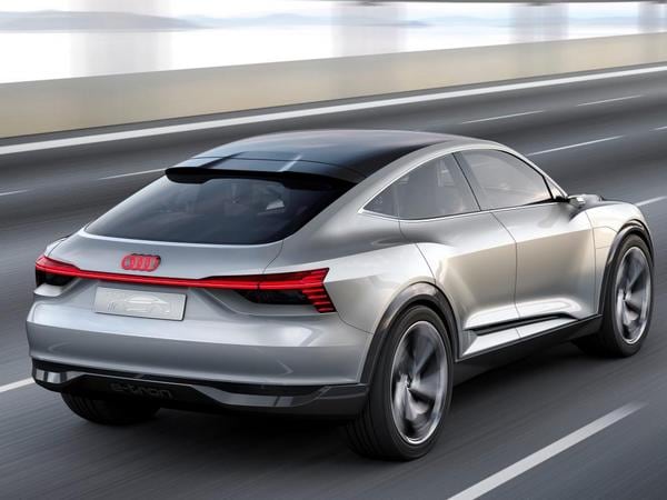 08 Audi E Tron Sportback Concept