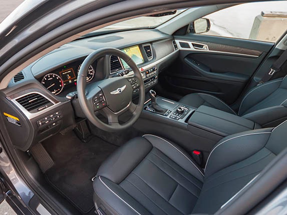 09 2015 Hyundai Genesis Long Term Interior