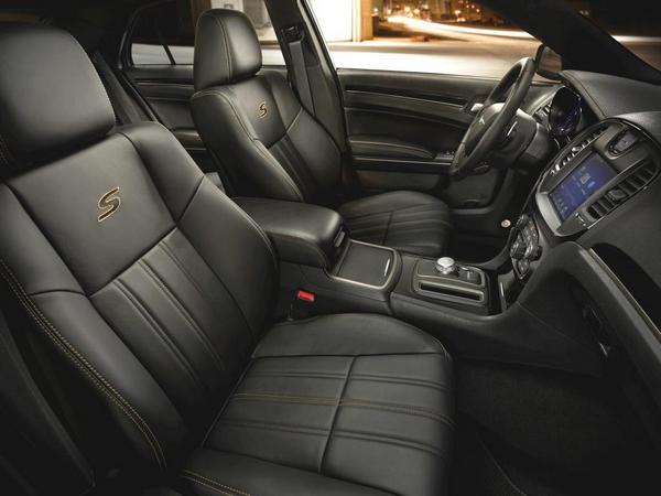 09 2016 Chrysler 300s Alloy Edition
