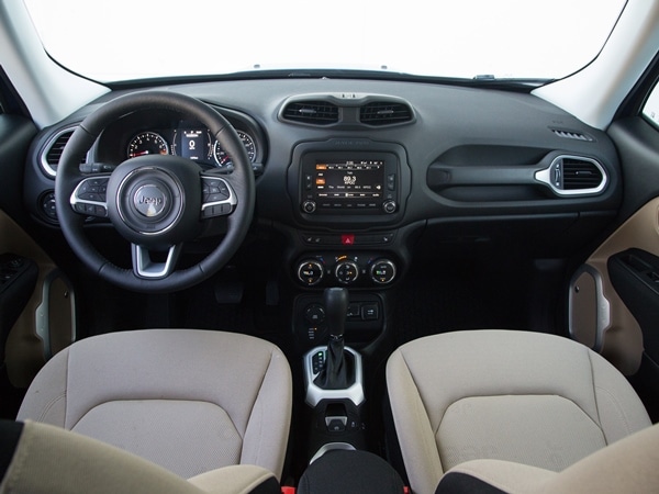 09 2016 Jeep Renegade