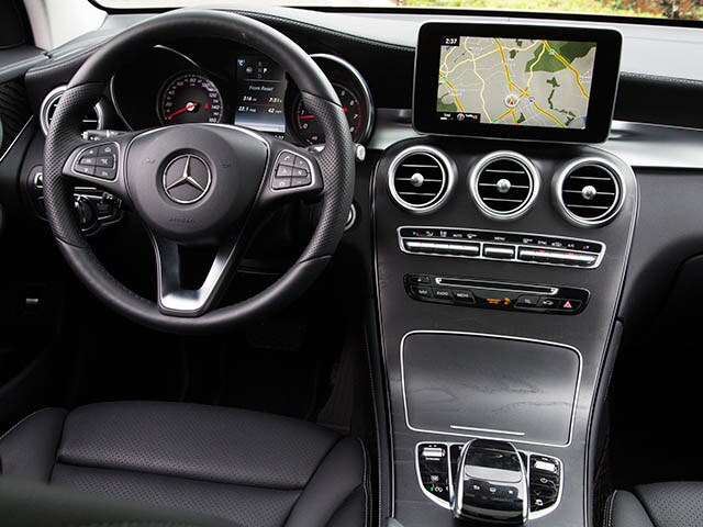 09 2016 Mercedes Benz Glc300 Small Suv Comparison