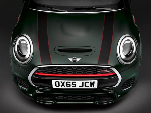 2016 Mini JCW Convertible unveiled