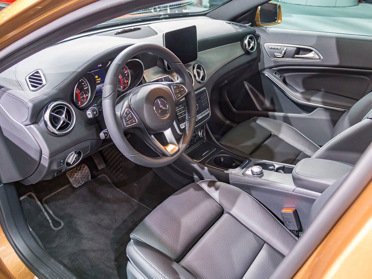 09 2017 Mercedes Benz GLA Detroit KBB