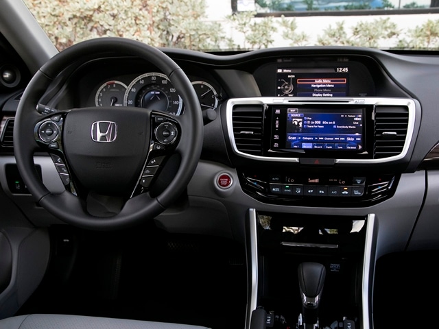 09 2017 Honda Accord Best Buy